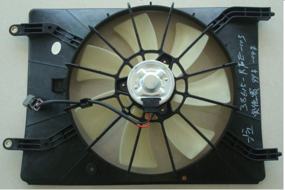 China Selbstmaschinen-Auto-Heizkörper-elektrische Ventilator-Sekundärmarkt-elektrischer Ventilator-Ausrüstung fournisseur