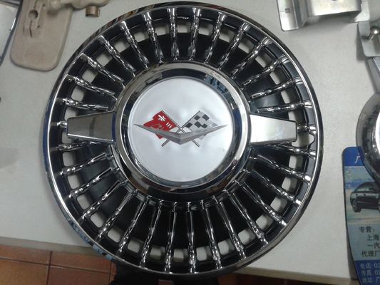 China Kundenspezifische Auto-Kunststoffrad-Naben-Abdeckung, 13/14 Zoll-Bus-Naben-Kappen ABS Material fournisseur