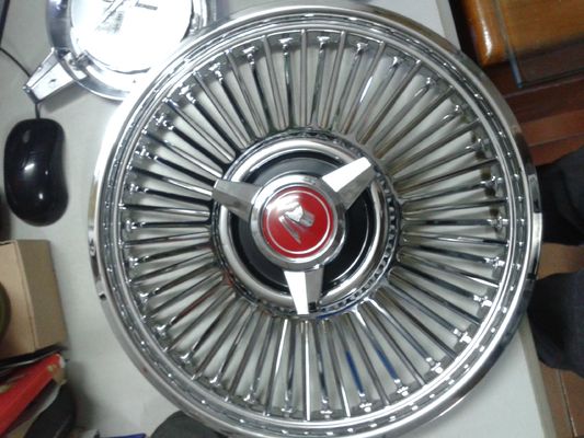Kundenspezifische Auto-Kunststoffrad-Naben-Abdeckung, 13/14 Zoll-Bus-Naben-Kappen ABS Material fournisseur